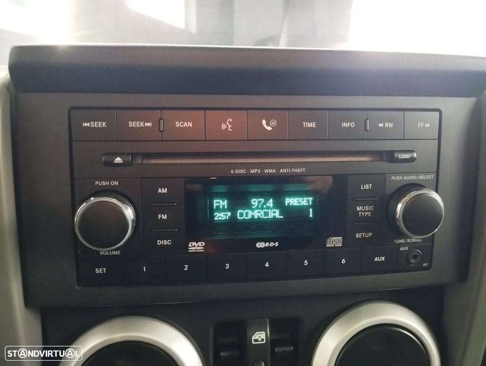 Jeep Wrangler Unlimited 2.8 CRD ATX Sahara - 19