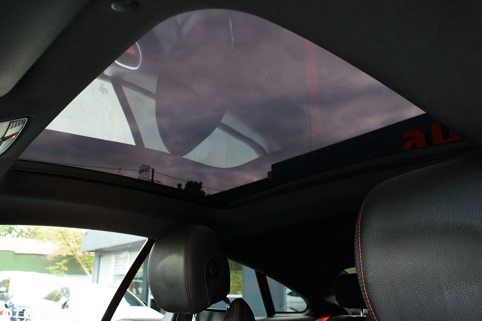 Mercedes-Benz Klasa E AMG 53 Coupe 4-Matic+ 9G-TRONIC - 17