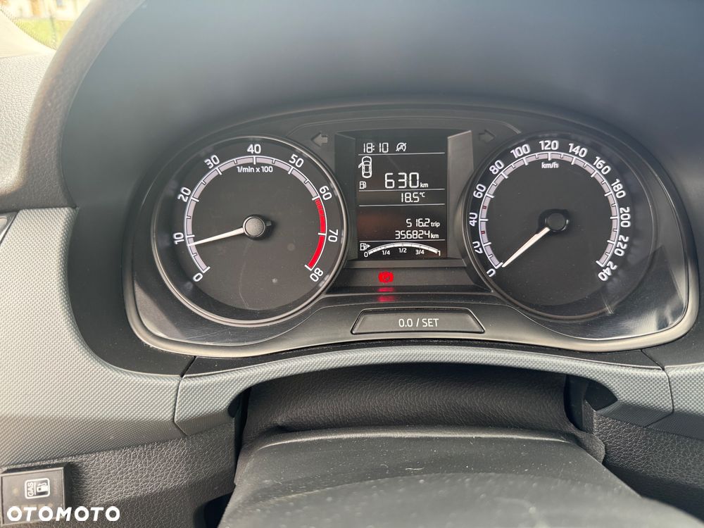 Skoda Fabia 1.0 Active - 10