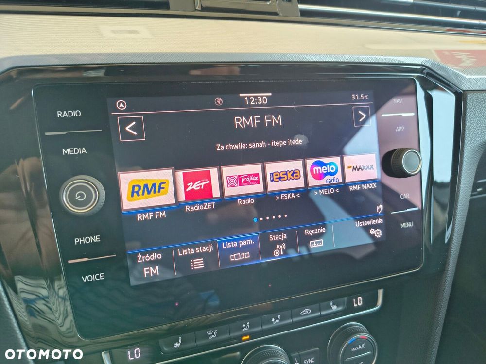 Volkswagen Passat - 27