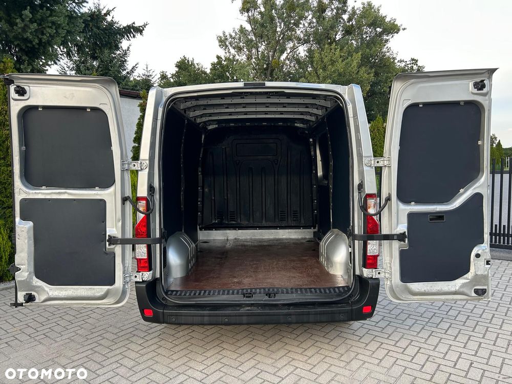 Renault Master - 25