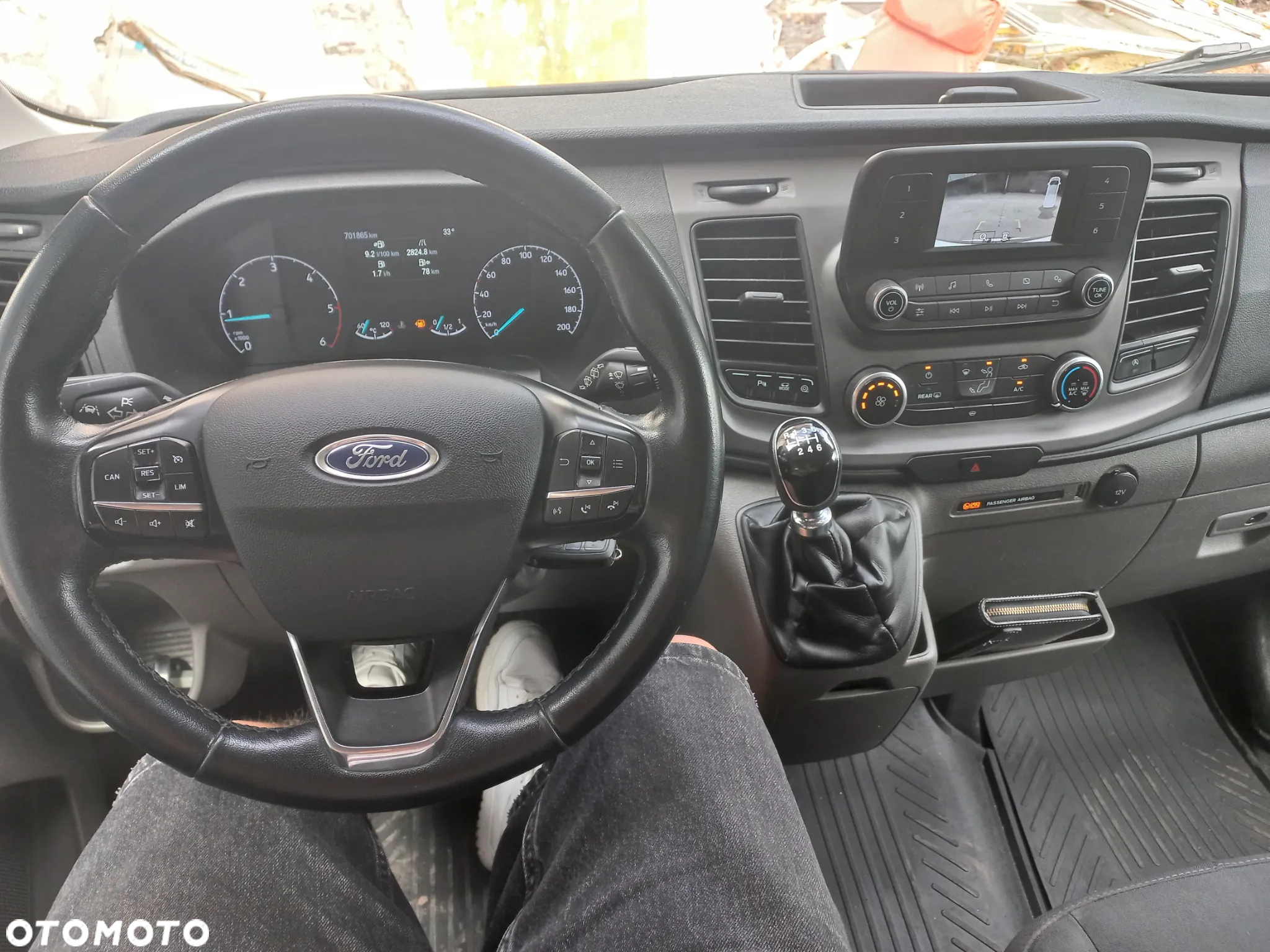 Ford Transit - 19