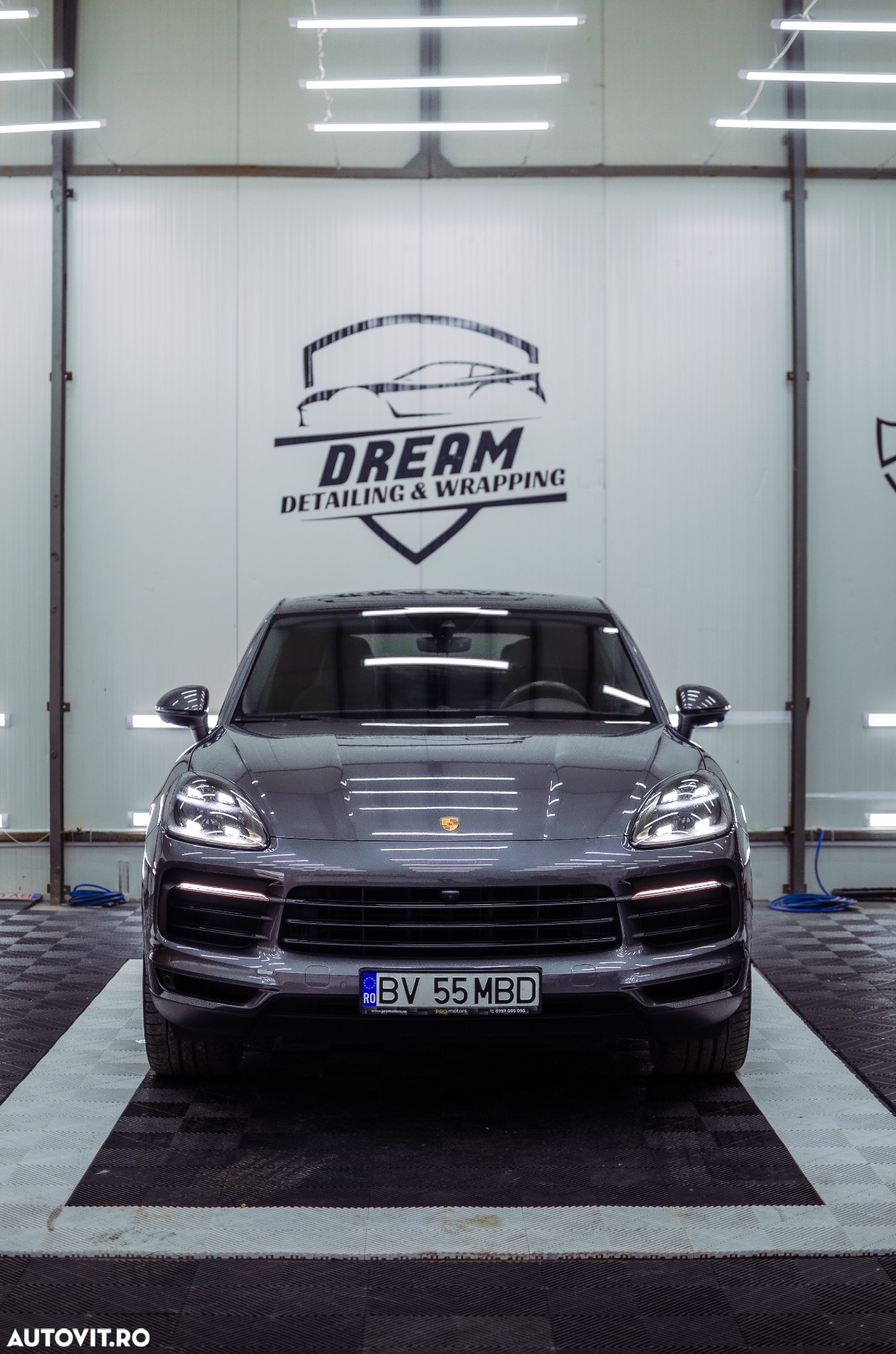 Porsche Cayenne Coupe Standard - 3