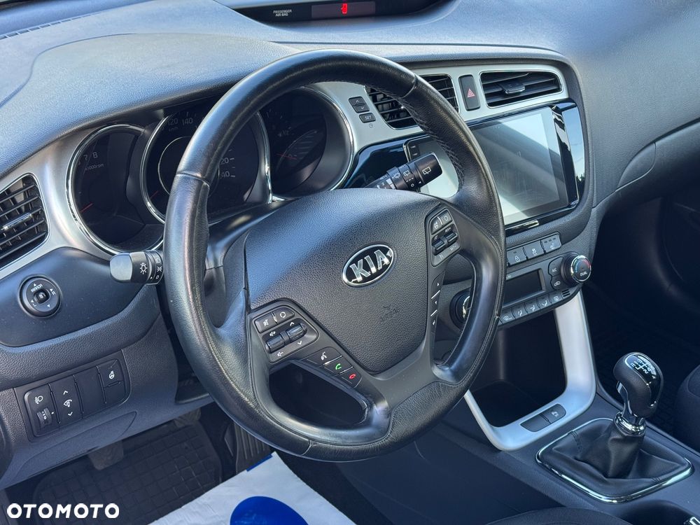Kia Ceed - 17