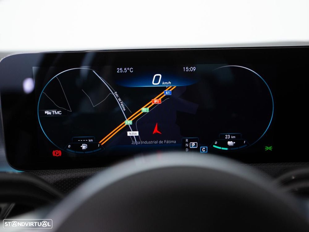 Mercedes-Benz CLA 250 e Shooting Brake AMG Line - 28