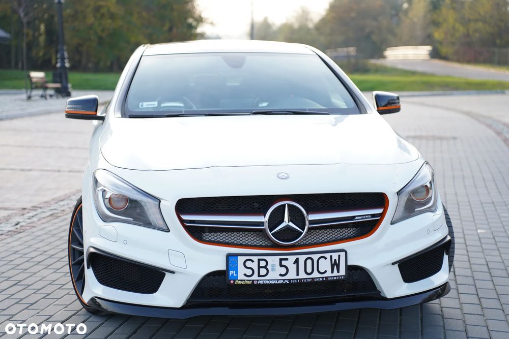 Mercedes-Benz CLA 45 AMG 4-Matic - 5