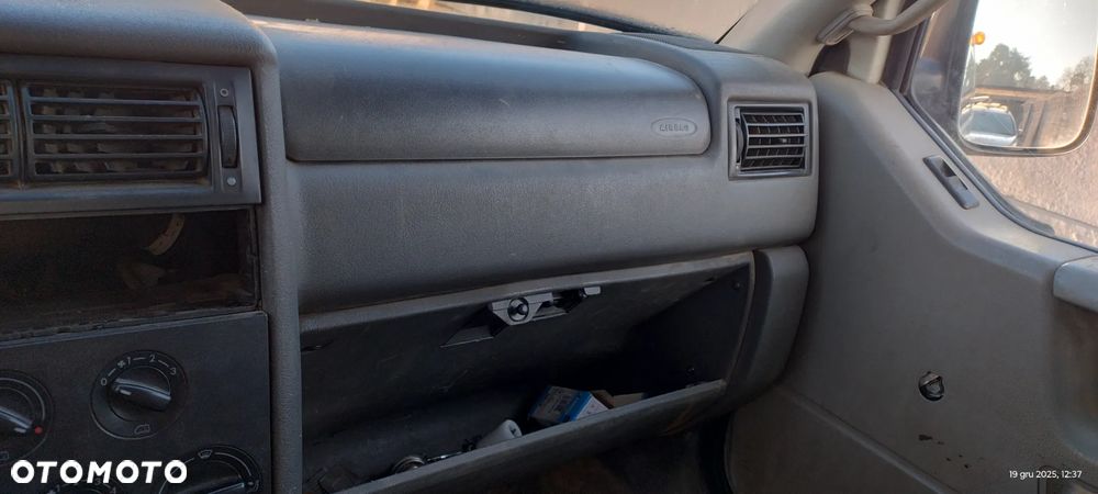 Volkswagen Transporter - 14