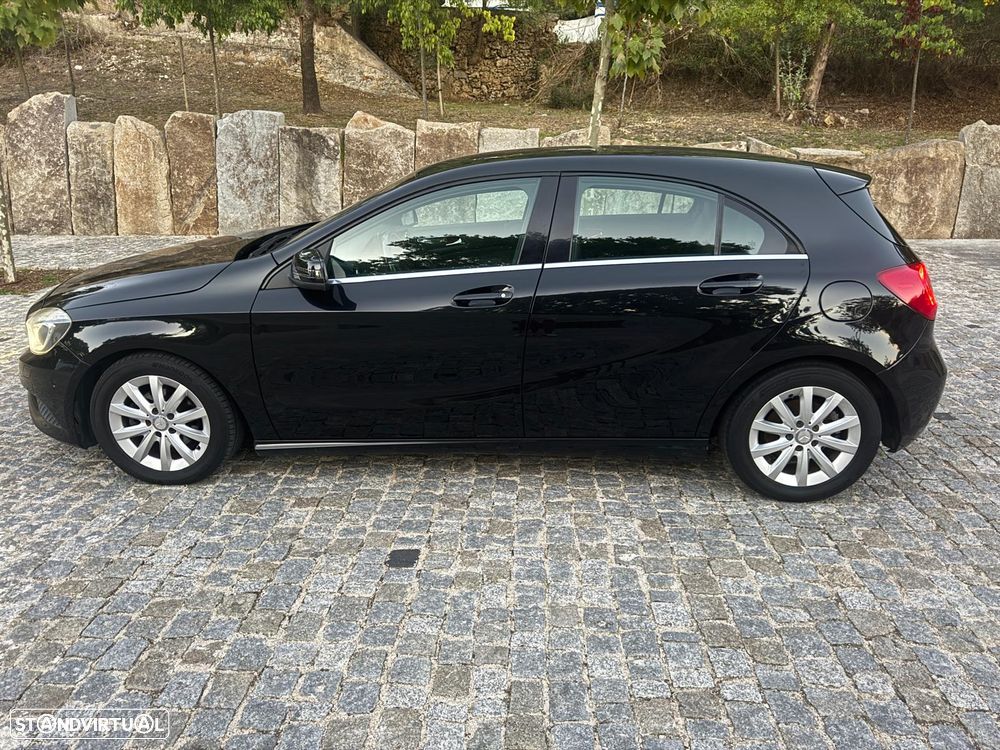 Mercedes-Benz A 180 2014 photo 3