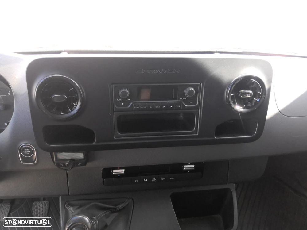 Mercedes-Benz SPRINTER 311CDI/39 L2H2 - 12