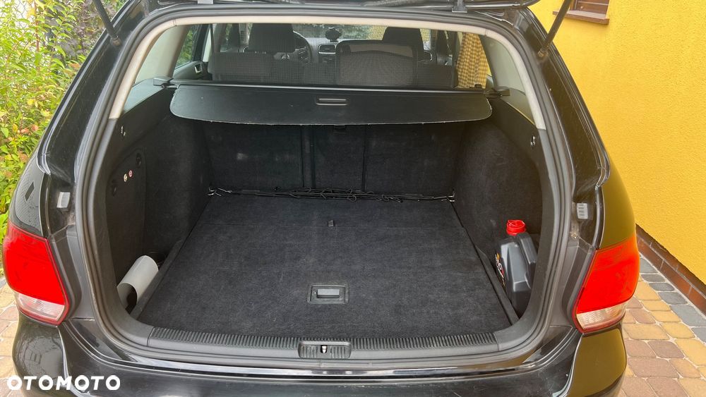 Volkswagen Golf VI 2.0 TDI Comfortline - 17