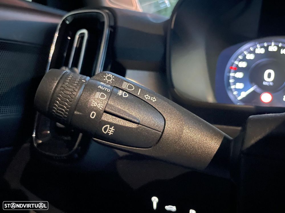 Volvo XC 40 1.5 T4 PHEV Essential - 17