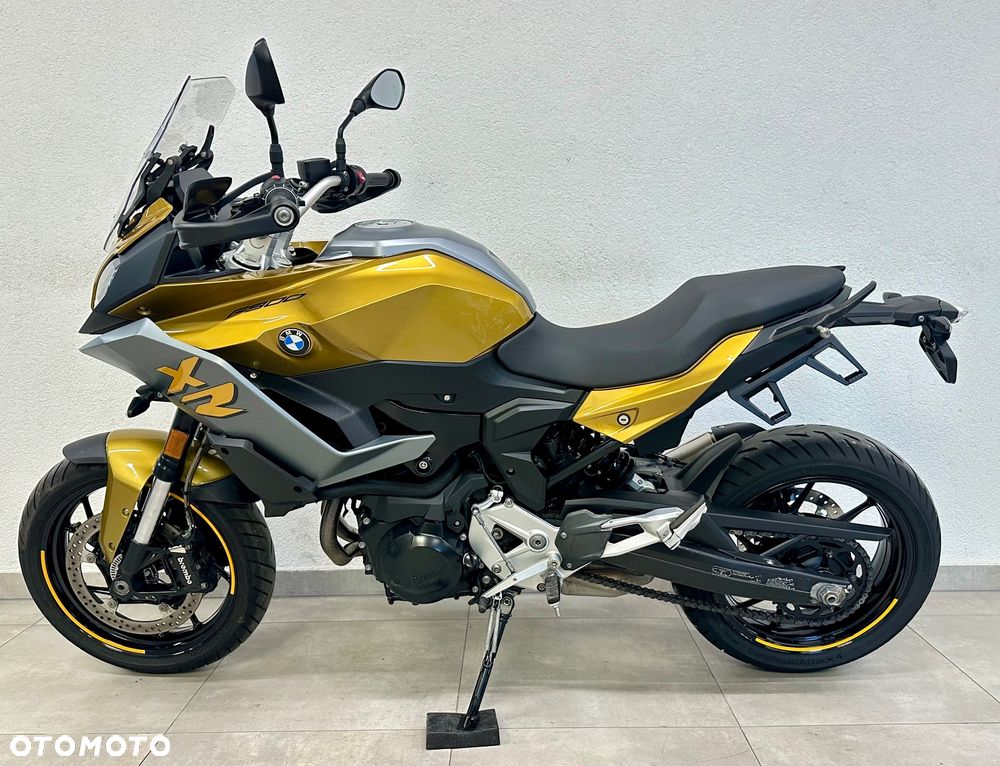 BMW XR