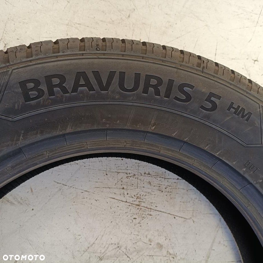 Opona 215/65/17 Barum Bravuris 5 HM nowa (15146) - 4