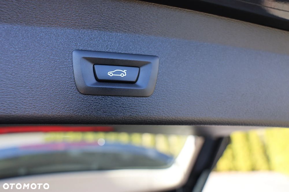 BMW X1 sDrive18d Advantage sport - 14