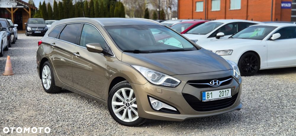 Hyundai i40 i40cw 1.7 CRDi Fifa World Cup Edition - 2