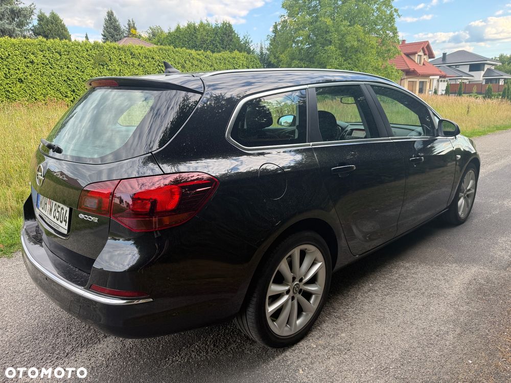 Opel Astra 2.0 CDTI DPF ecoFLEX SportsTourer Start/Stop Exklusiv - 4