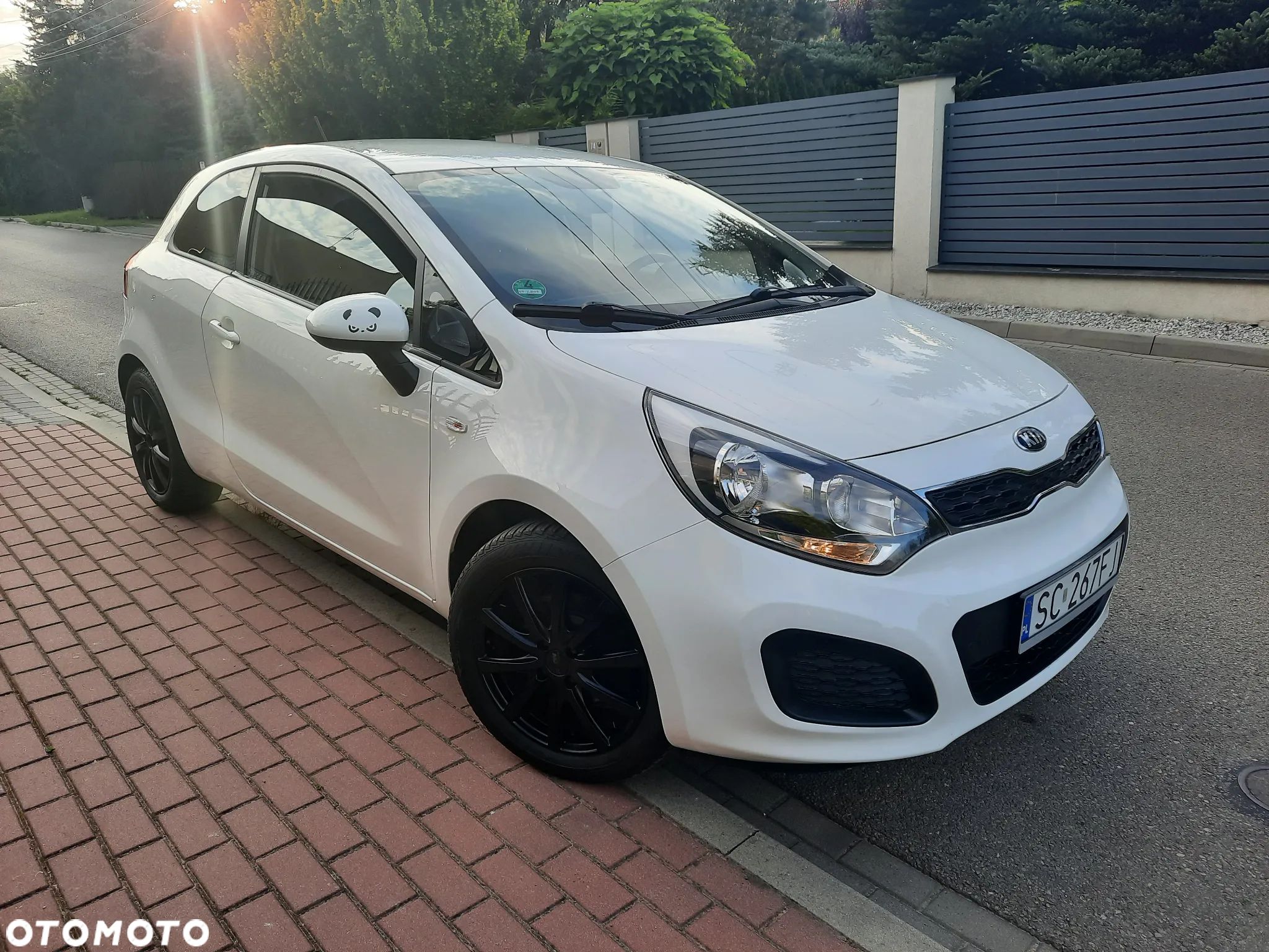 Kia Rio 1.2 Dream Team Edition - 1