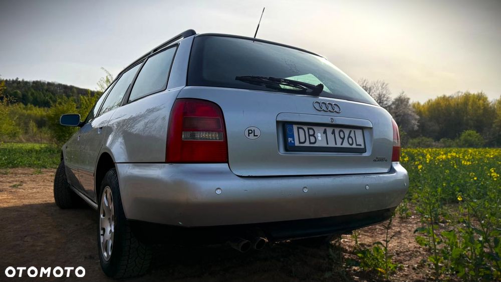 Audi A4 Avant 1.8 - 5