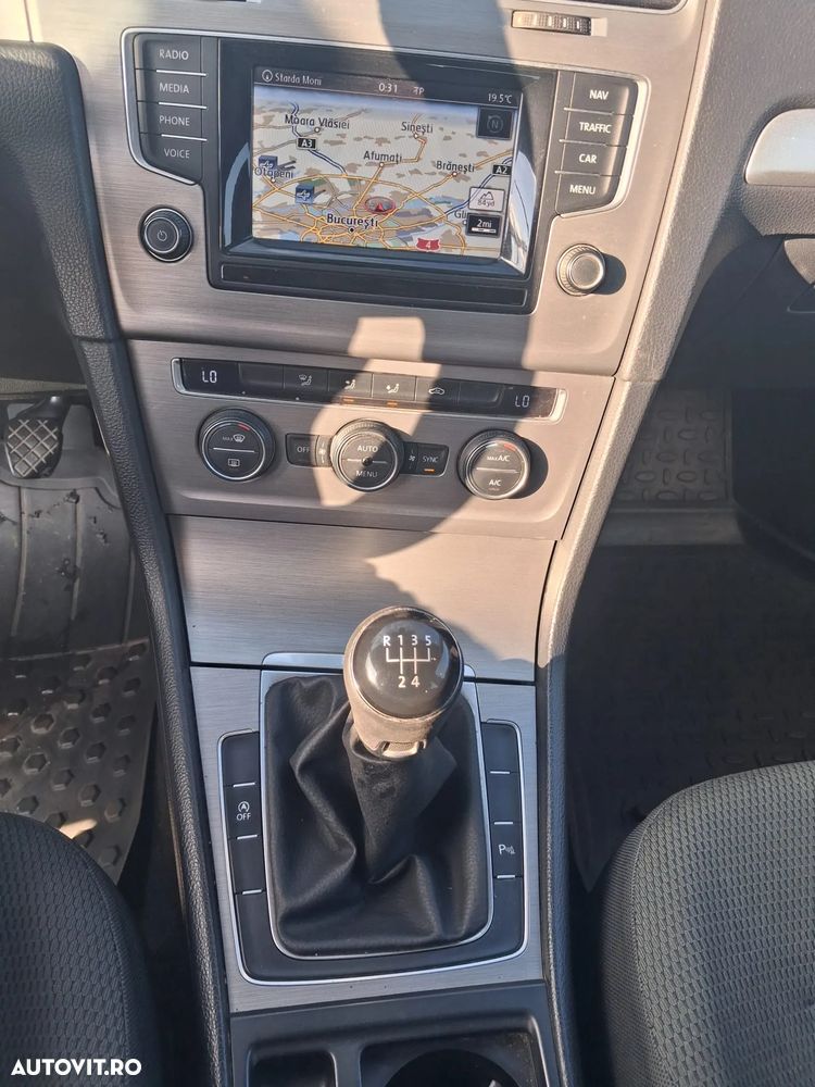 VOLKSWAGEN Golf 2015 — imagine 10