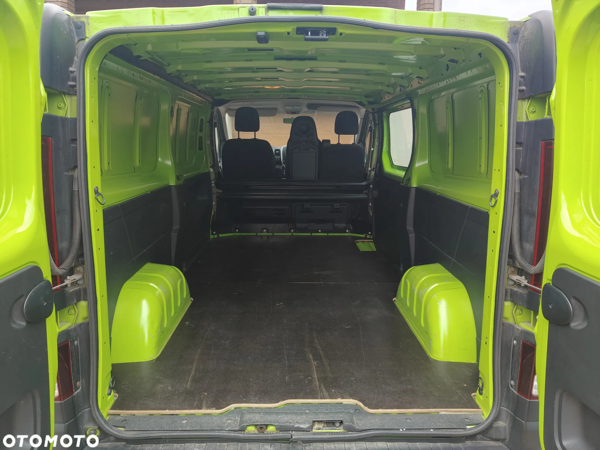 Renault TRAFIC - 6