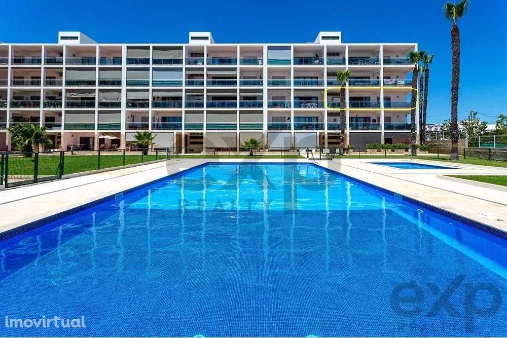 Espaçoso apartamento de 4 quartos em Olhão, localizado num condomínio - Grande imagem: 5/60