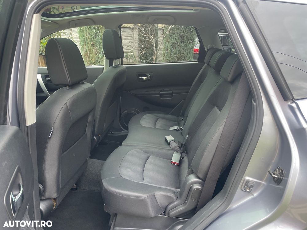 Nissan Qashqai+2 - 16