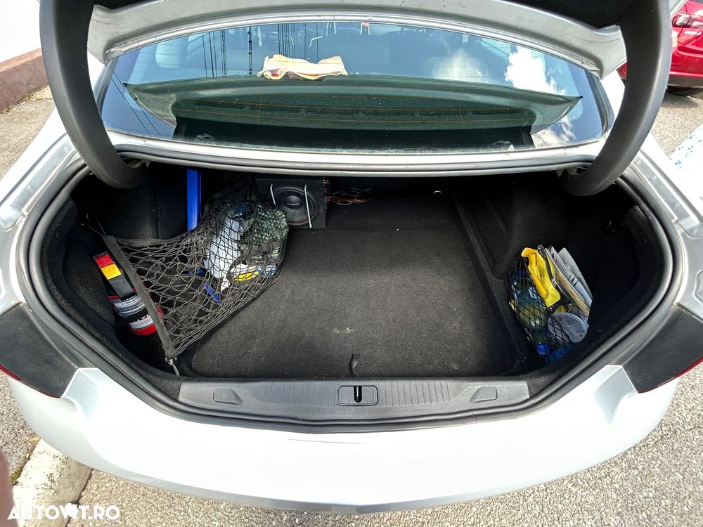Opel Astra 1.4 ECOTEC Essentia - 6