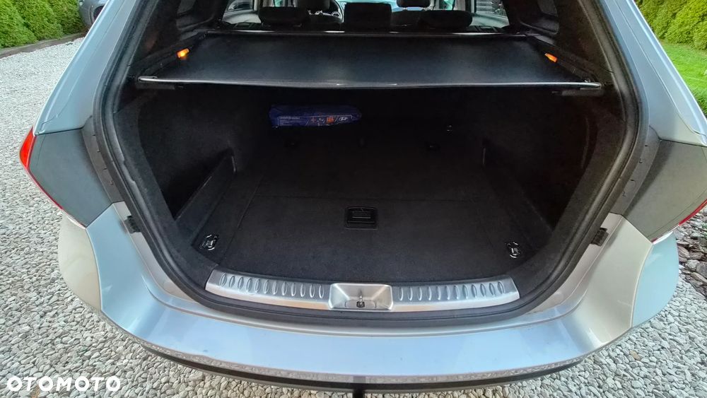 Hyundai i40 1.6 GDI Comfort + - 25