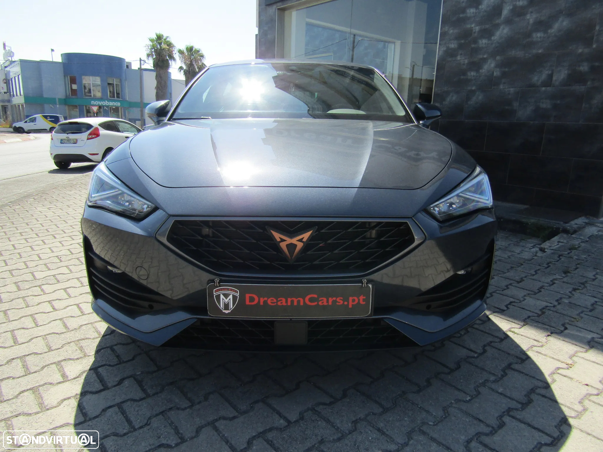 Cupra Leon 1.4 e-Hybrid VZ DSG - 2