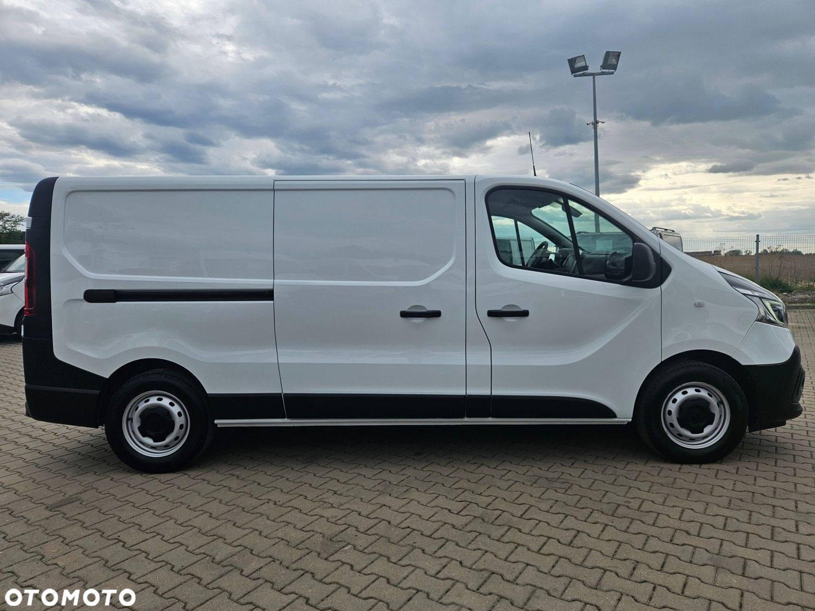 Renault Trafic L2H1 *74999zł NETTO* 2.0dCi/145KM - 7