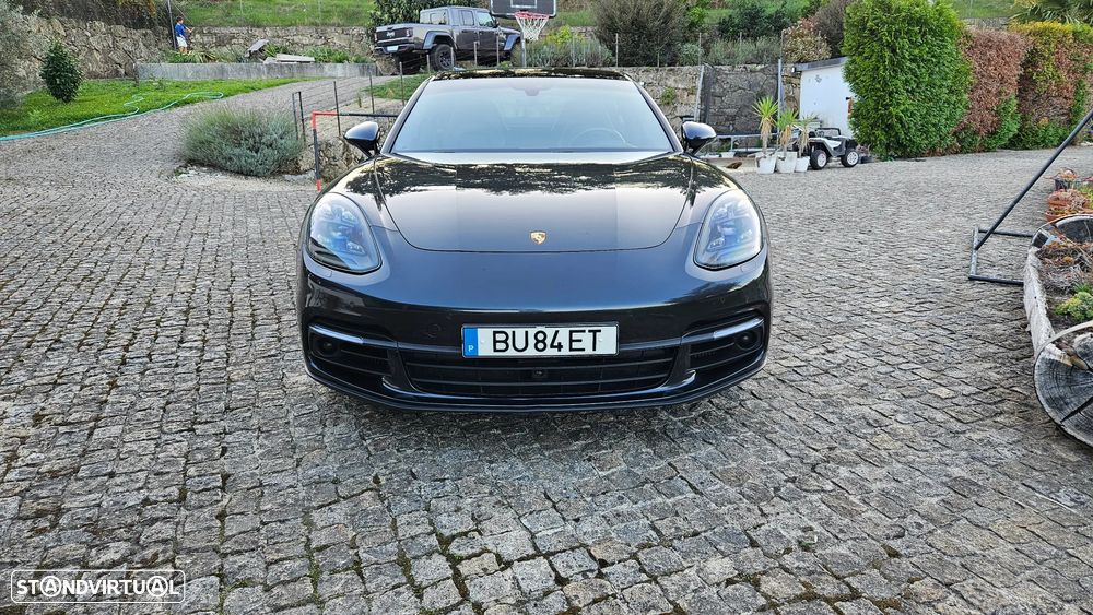 Porsche Panamera 4 S - 10