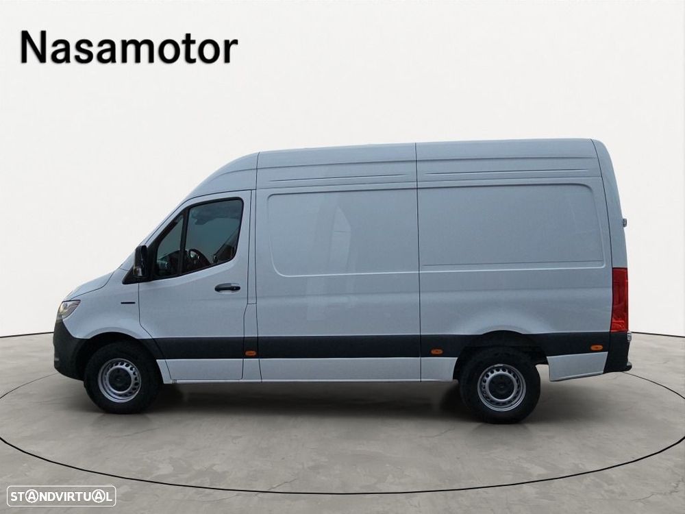 Mercedes-Benz ESPRINTER 24- 81 KWH 320/37 PRO - 6