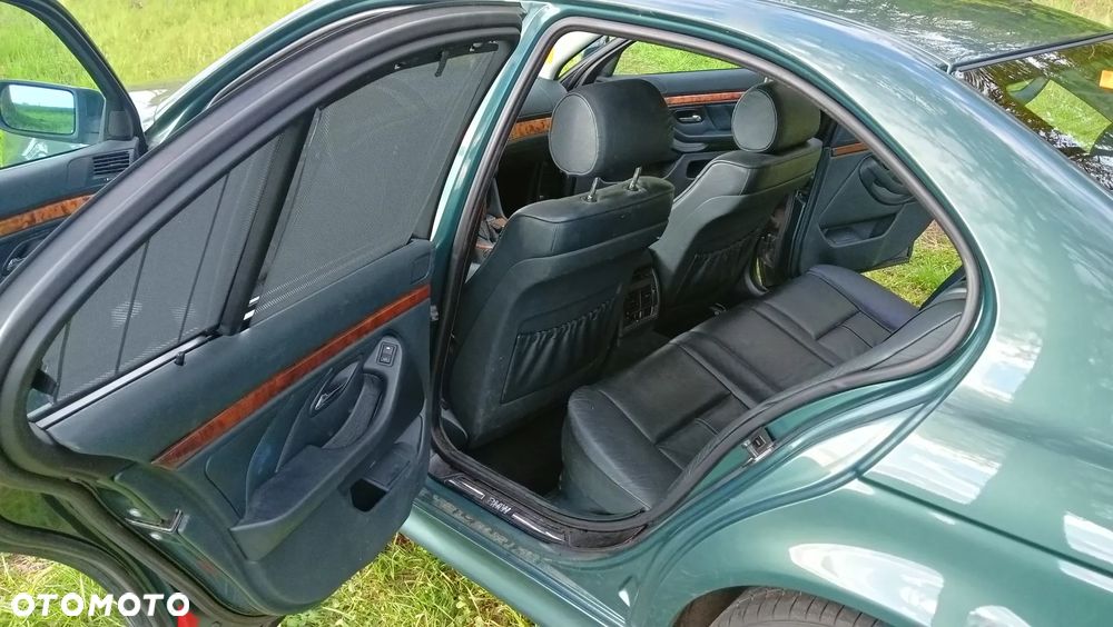 BMW Seria 5 - 11