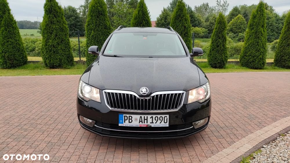 Skoda Superb 2.0 TDI DSG Exclusive - 3