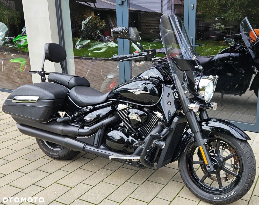 Suzuki Intruder - 22
