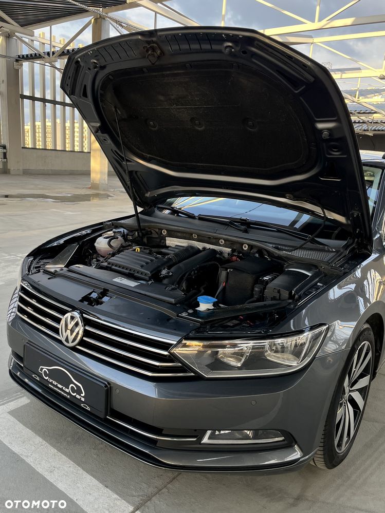 Volkswagen Passat - 34