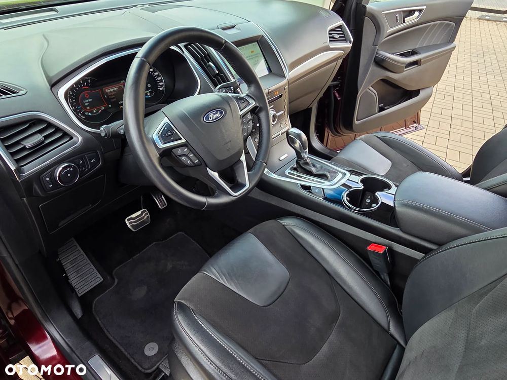 Ford Edge 2.0 TDCi Bi-Turbo 4x4 ST-LINE - 29
