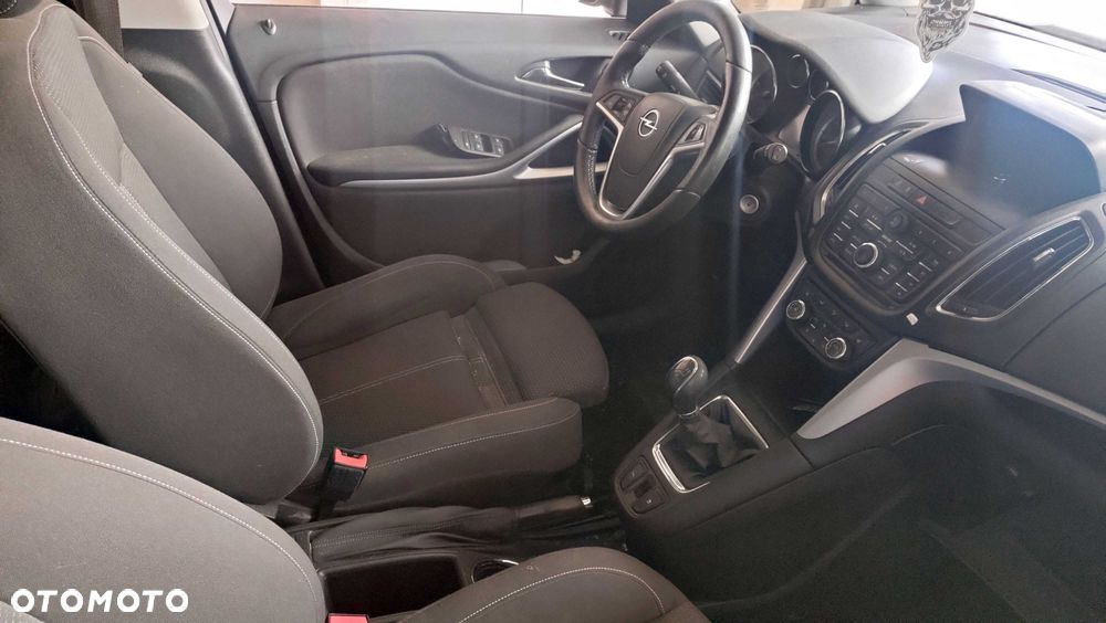 Opel Zafira - 4