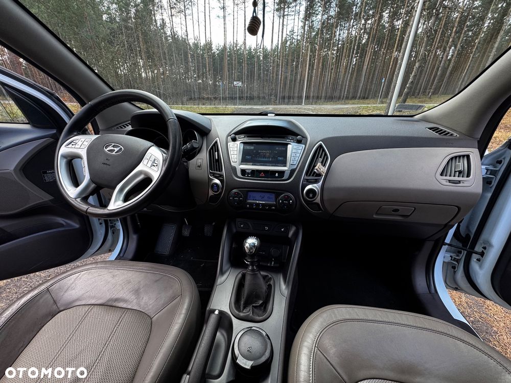 Hyundai ix35 2.0 CRDi 4WD Premium - 14