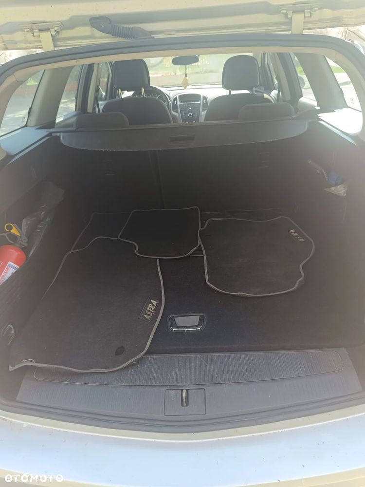 Opel Astra 1.7 CDTI DPF 150 Jahre - 12