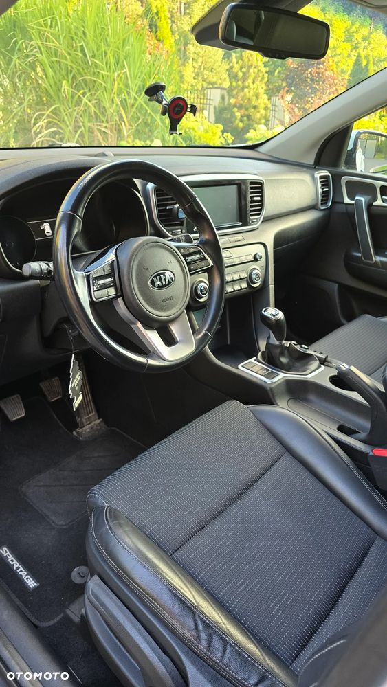 Kia Sportage - 16