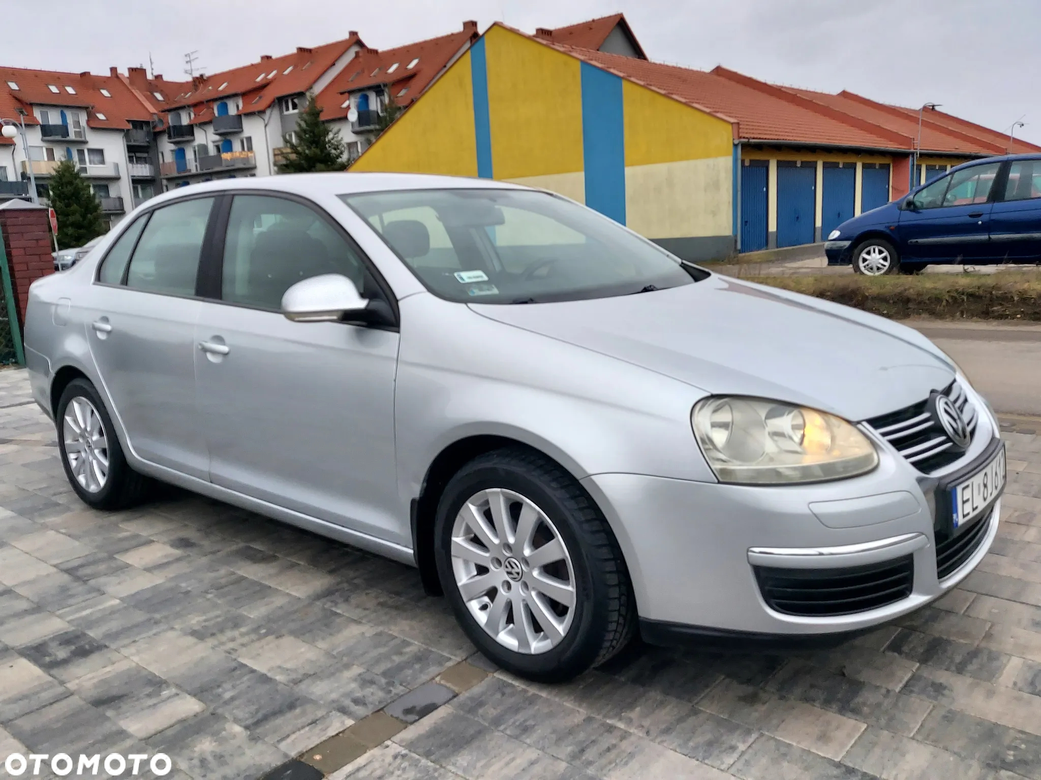 Volkswagen Jetta 1.6 Comfortline - 14