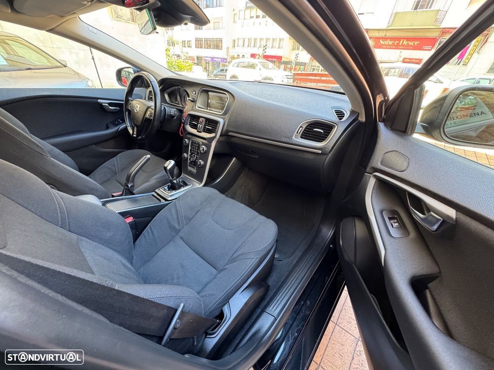 Volvo V40 1.6 D2 Eco Momentum - 13