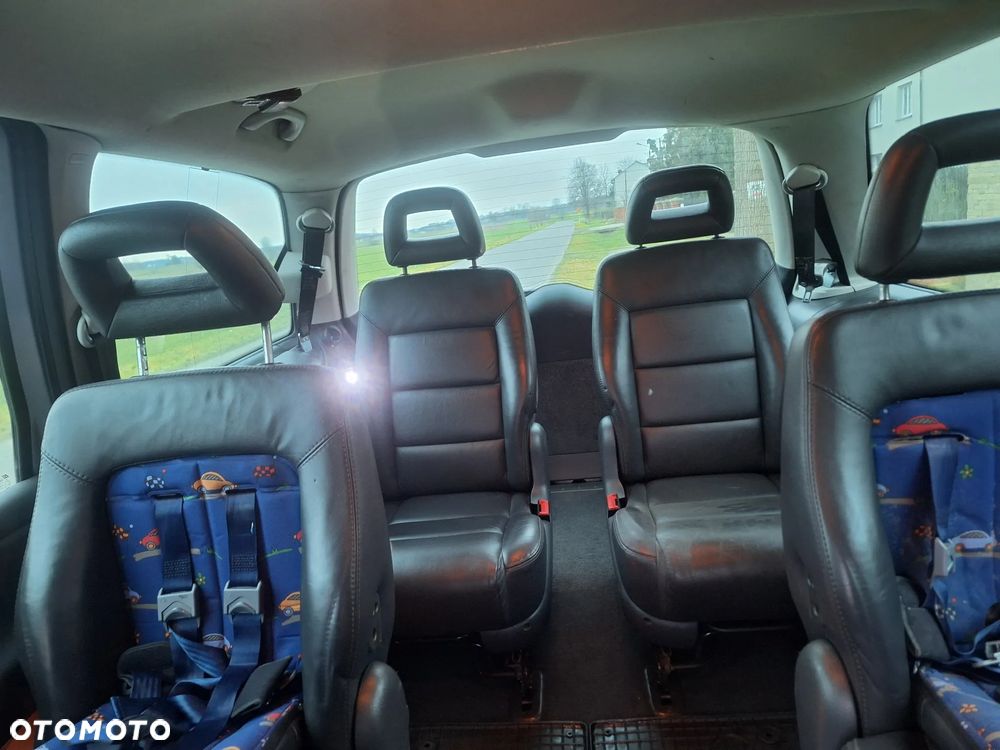 Volkswagen Sharan - 13