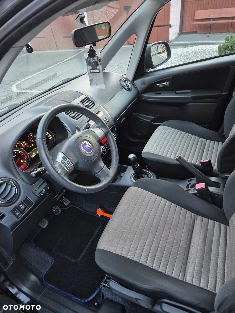 Fiat Sedici 1.6 16V 4x2 Emotion - 8