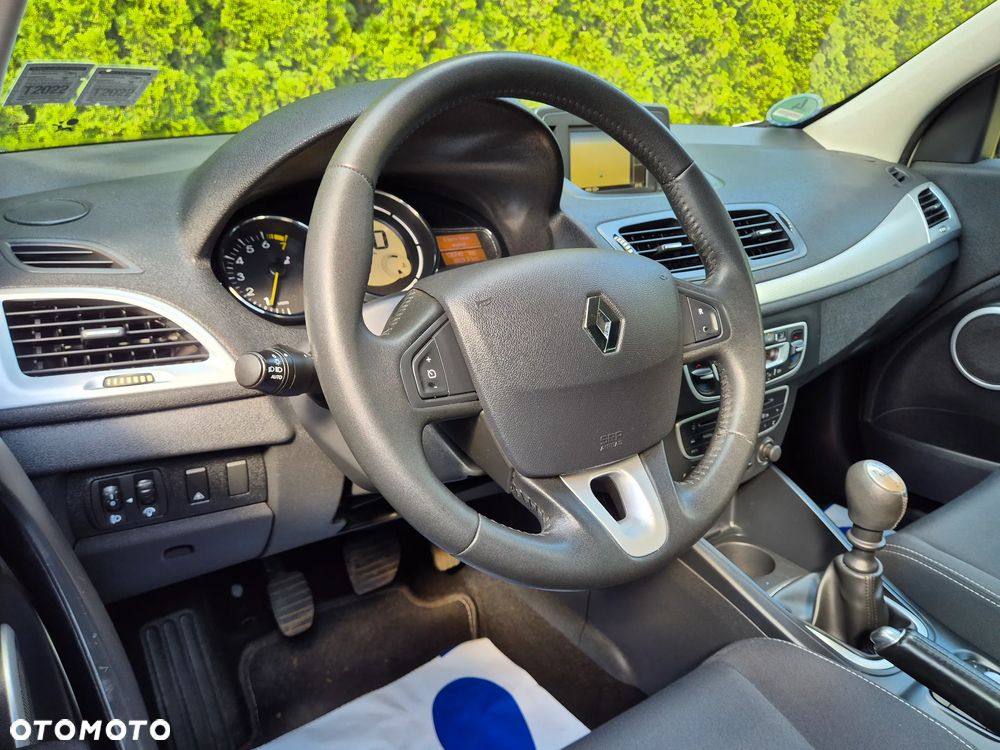 Renault Megane TCe 130 Dynamique - 30