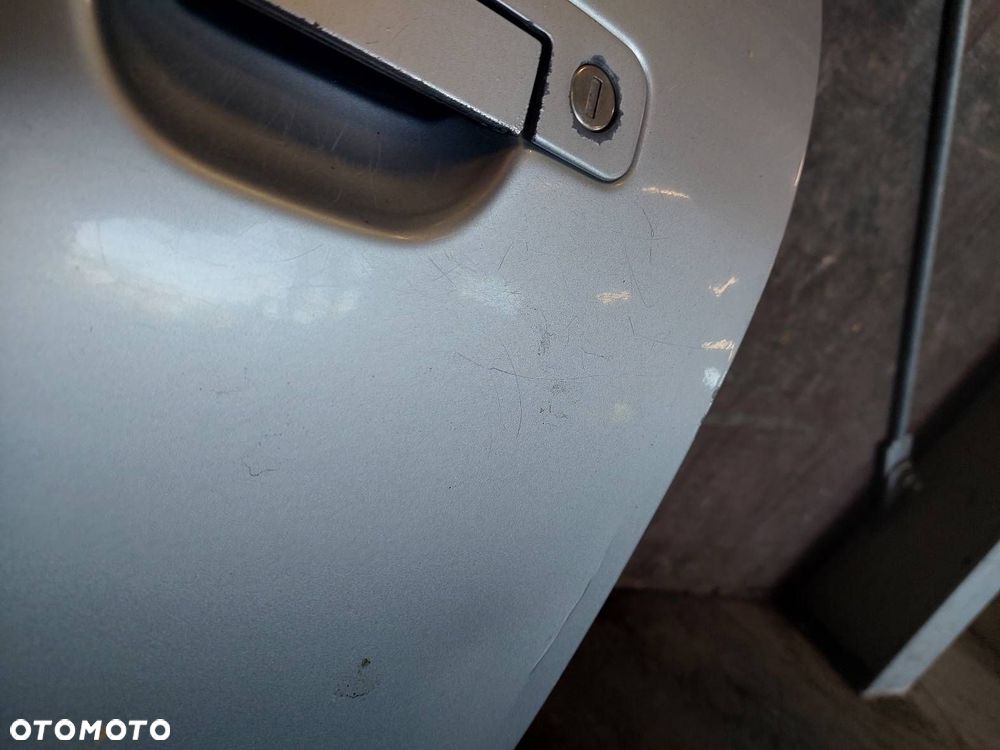 DRZWI KOMPLETNE LEWY PRZÓD AUDI A4 B5 LY7M ID: 237096 - 6