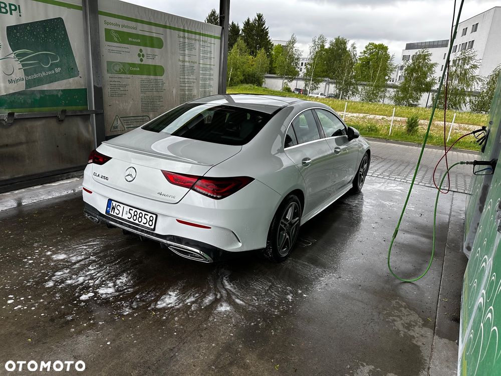 Mercedes-Benz CLA 250 4-Matic AMG Line 7G-DCT - 5