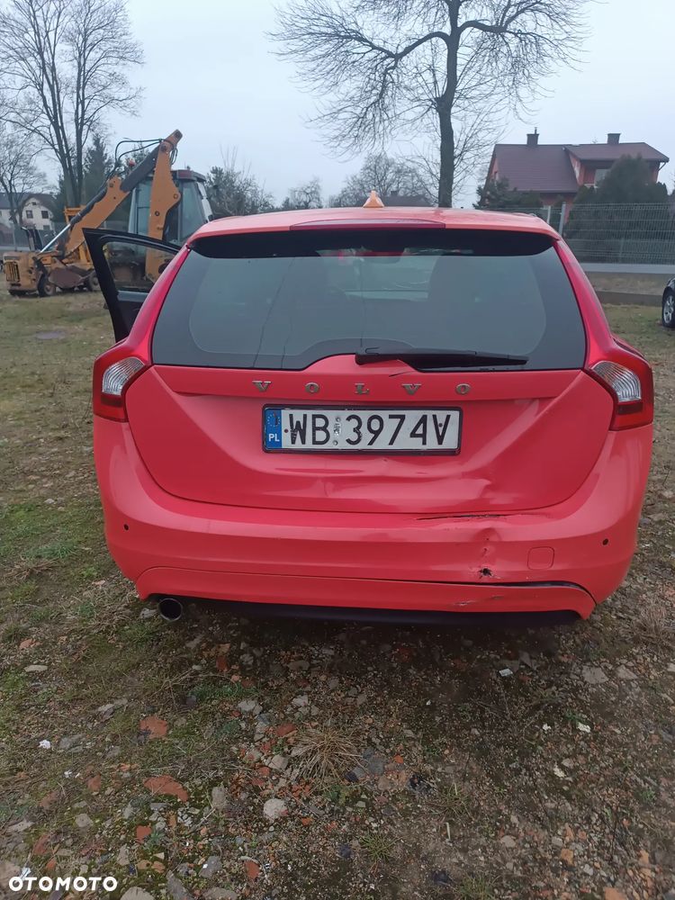 Volvo S60 D3 Drive-E Dynamic Edition (Momentum) - 14