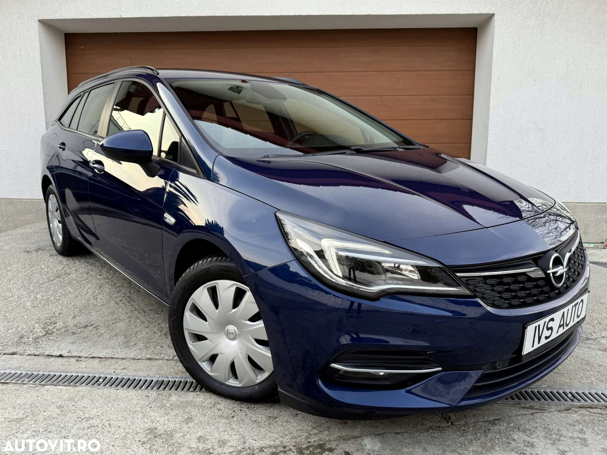 Opel Astra Sports Tourer 1.2 Turbo Enjoy - 25